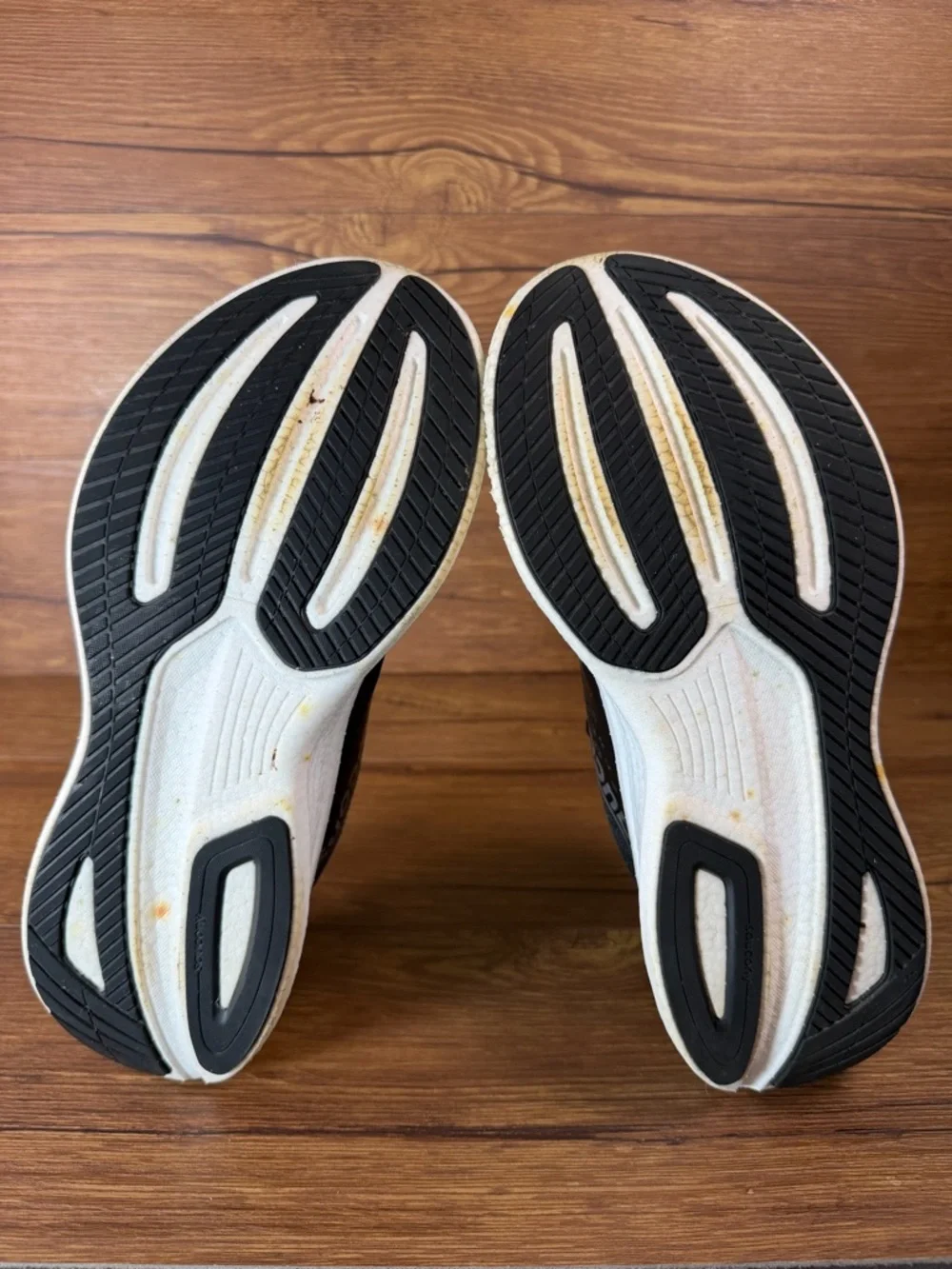 Saucony ride 17 Running Shoes Women’s Size‎ 10 Athletic Sneakers Black